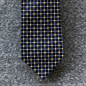 Geoffrey Beene 100% Silk Handmade Tie